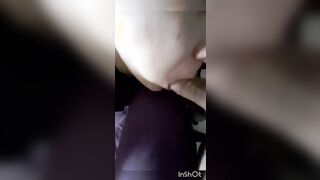 Pompino con schizzata sulle tette