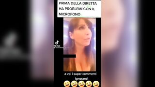 Prendere il microfono per un cazzo non è da tutte