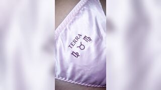 Fica pelosa puttana italiana