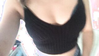 In casa sola e vogliosa