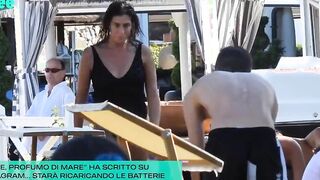 Elisa Isoardi hot in doccia