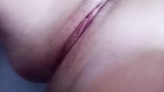 Moglie pissing col ciclo