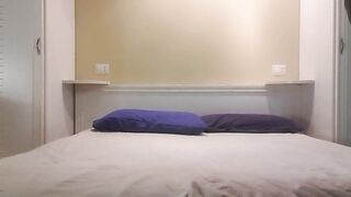 Alla poliziotta piace scopare Cosplay moglie italiana