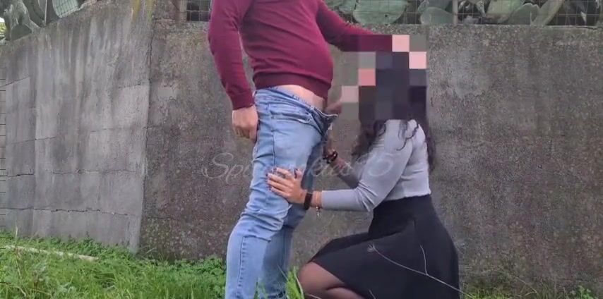 Moglie troia si fa scopare nei parcheggi (Dialoghi Italiani)