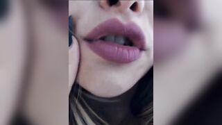 Sborrami in bocca fammi sentire la tua puttana in calore