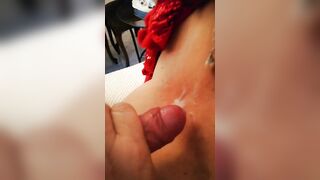 Sborrata sulle tette