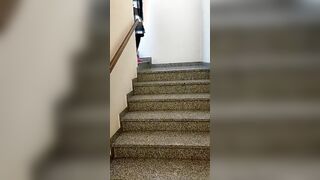 MILF SENZA SLIP pronta per fare shopping