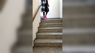 MILF SENZA SLIP pronta per fare shopping