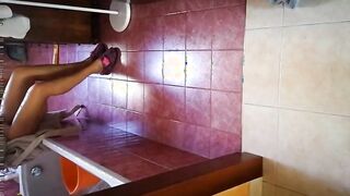 Mia moglie non sa di essere ripresa