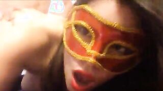 MI SBATTE COME UNA PUTTANA