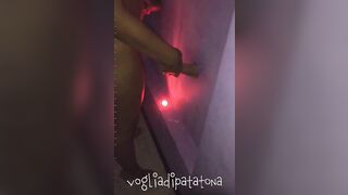 Gloryhole moglie che gioca con cazzo di uno sconosciuto