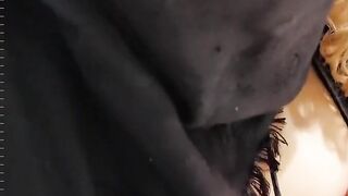 Flash tette al supermercato ragazza italiana