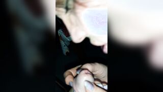 Moglie slingua e ciuccia la cappella POV