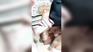 Faccio un pompino davanti al mio ragazzzo segaiolo