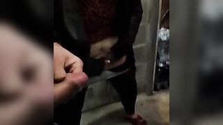 CI MASTURBIAMO INSIEME IN CANTINA