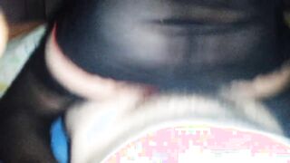 Come le piace alla troia prendere i cazzi grossi