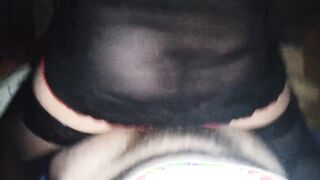 Come le piace alla troia prendere i cazzi grossi