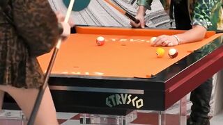 Sophie Codegoni upskirt giocando a biliardo