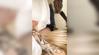 Italiana fa una pompa al suo ragazzo