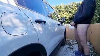 Moglie scopata in auto a pecorina