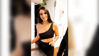 Martina e Danika si ubriacano e iniziano a lesbicare