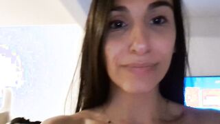 Doppio pompino siciliano con fidanzate che lo succhiano ai fidanzati