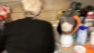 Amatoriale Italiano Fidanzata bionda scopata in cucina