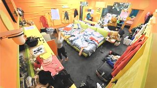 Sophie tette nella casa del GF Vip