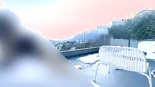 Pompino sul balcone fidanzata esibizionista