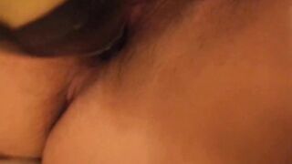 Vengo con una bottiglia nella fica