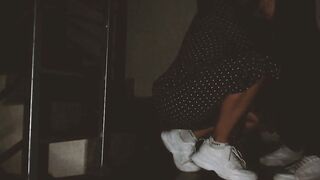 Pompino fidanzata 18 enne sulle scale di casa