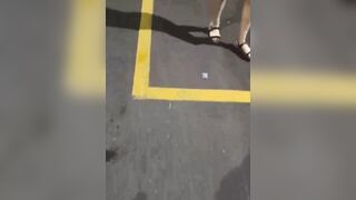 Milf esibizionista italiana