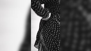 Vestitino a pois MILF ITALIANA SEXY