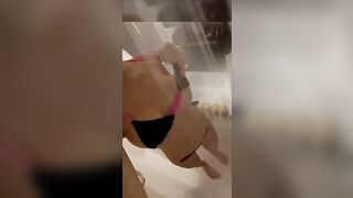 Asia Gianese video tette