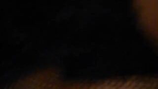 Scopo il culo a travesta a pecorina