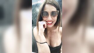 HA UN CAZZO ENORME VERO - SELENE SPOMPINA COLLEGA IN UFFICIO