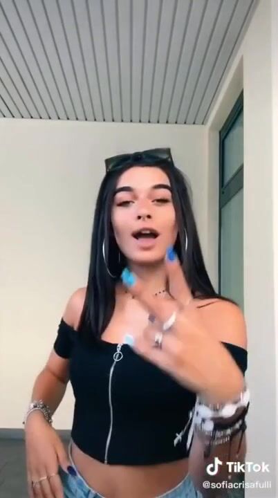 Sofia Crisafulli TikTok più Hot influencer italiana