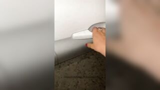 Questa sera ragazzi mi voglio fare uno sconosciuto