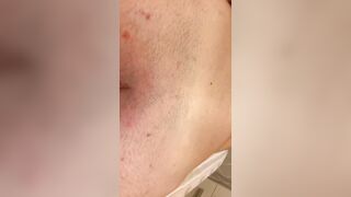 Non la ho depilata bene di piu PERO' STASERA ME LA DEVI LECCARE