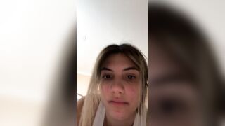 Teen italiane esibizioniste cam4