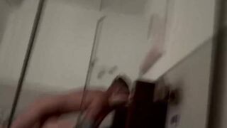 Alex Mucci video porno scopata da amico