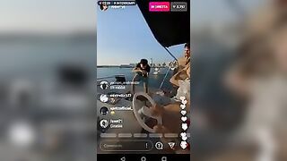 Roberryc youtuber italiane in live IG a Dubai