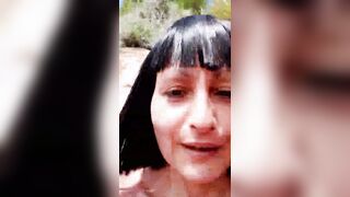 Esci sto cazzo e fammi toccare MA HAI UNA BESTI MAMMA MIA