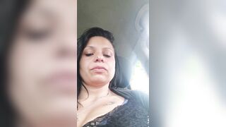 Bevo scopo e fumo come una troiona ragazzi