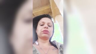 SIETE PROPRIO DEI MAIALONI...VI PIACCIONO LE MIE TETTONE?