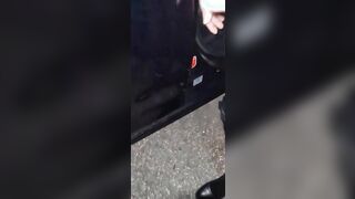 Guarda bene come mi succhia il cazzo SPOMPINAMI BENE - carsex italiano reale